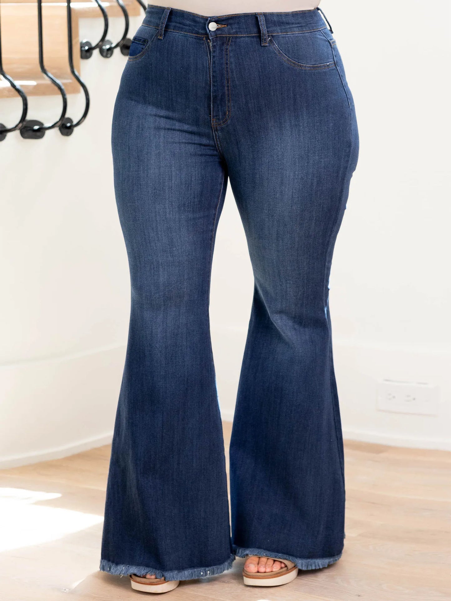 Women's Plus Size High Waist Straight Baggy Design Sky Flare Denim Jeans Custom Wide Leg Washable Feature Solid Wholesale Casual