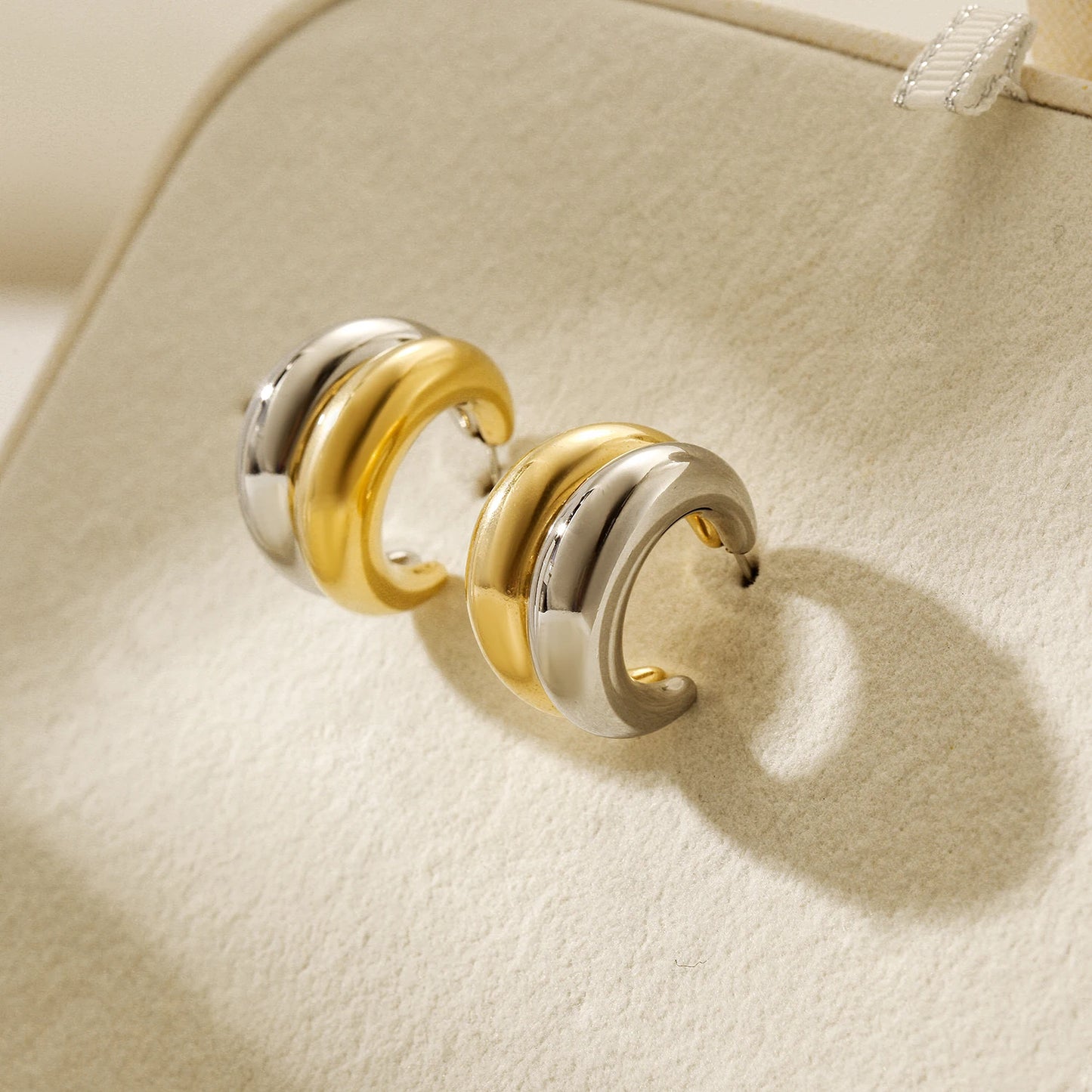 Hip Hop Stainless Steel Double Layer Hoop Earrings for Street Girls Gold Geometric Design Zircon Trendy Jewelry Accessories