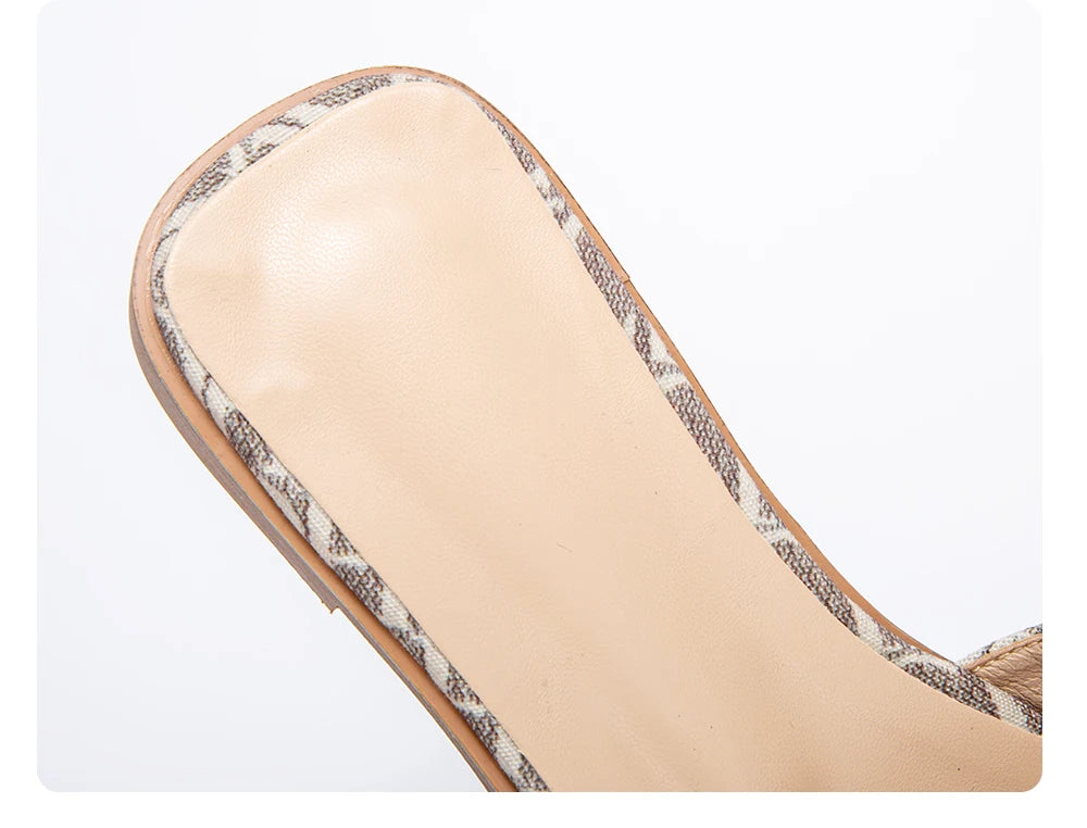 Classic Simple Design Wearable Comfortable Anti-slip Sole Letter Printed Slippers Seasonal New Summer Fashion Women's Sandals